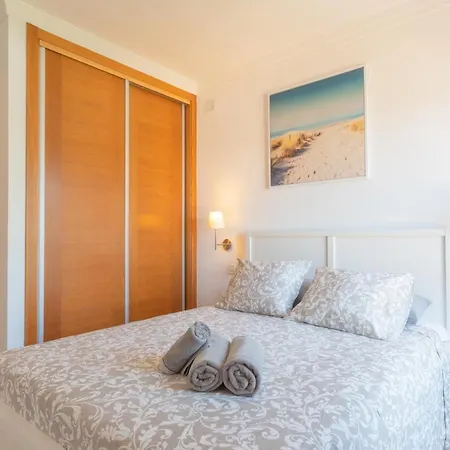 Casa Laura Vista Lobos - Spacious With Heatable Pool And Sea Views Villa Playa Blanca (Lanzarote)